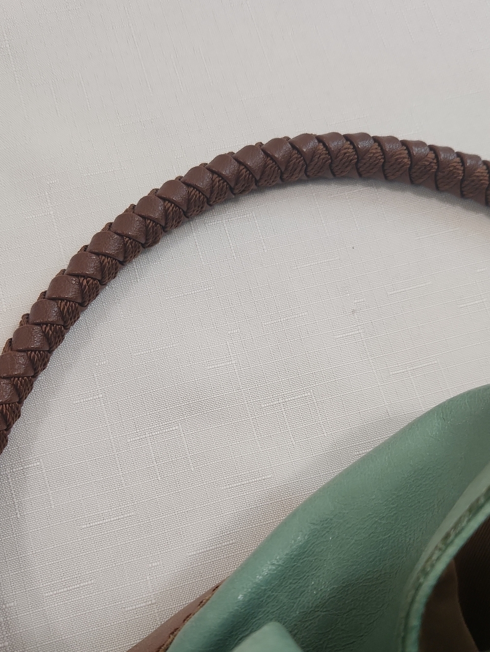 The Sak Indio Leather Shoulder Bag. Green Brown. Braided Strap. - Picture 6 of 9